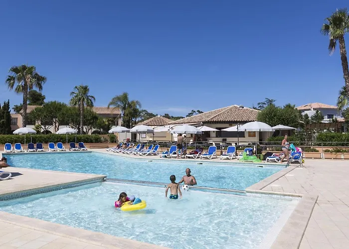 4 People - Next To The Sea * Linguizzetta