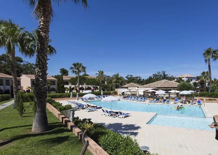 4 People - Next To The Sea * Linguizzetta